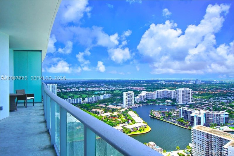 Comprar apartamento no Hyde Beach Resort Hollywood LPH6