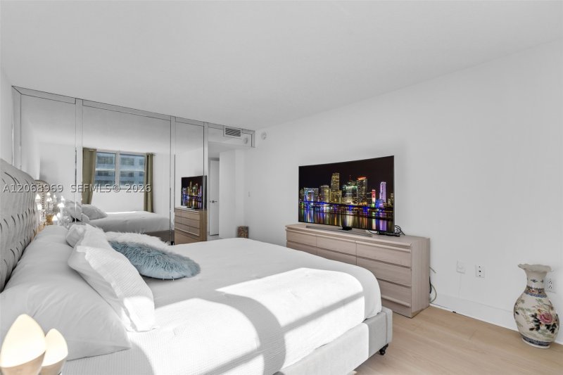 Condo for sale at Manatee 503
