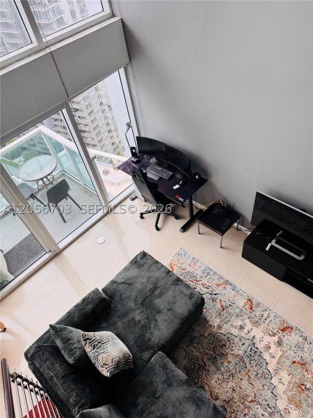 Comprar apartamento no Brickell on the River South 2204