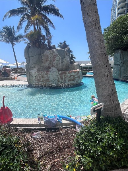 Comprar apartamento no Trump International Sonesta Beach Resort 2206