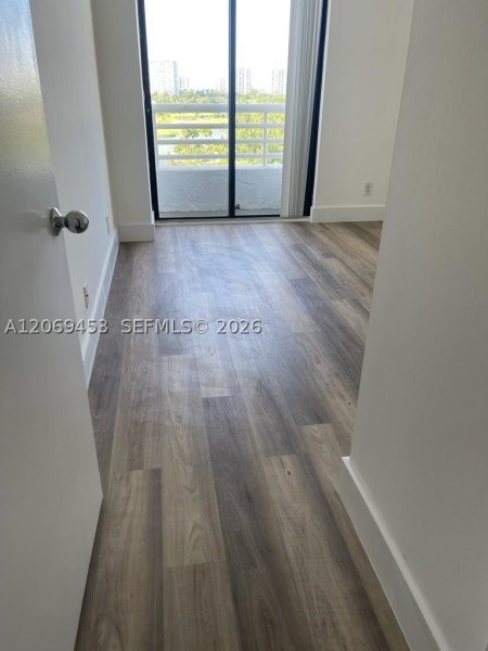 Alquiler de apartamento en Parc Central Aventura 1211
