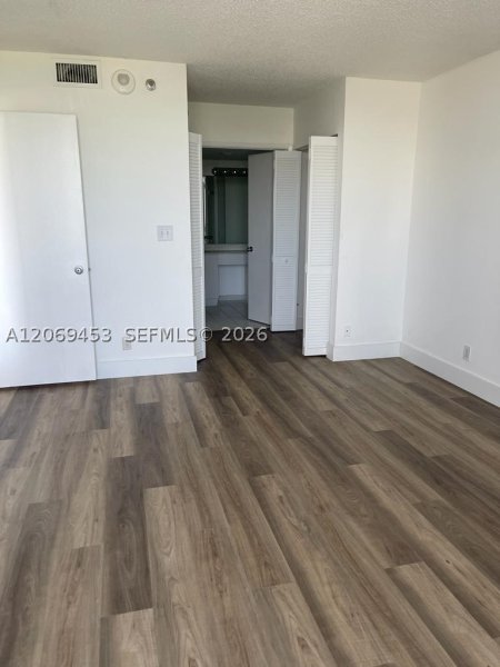 Alquiler de apartamento en Parc Central Aventura 1211