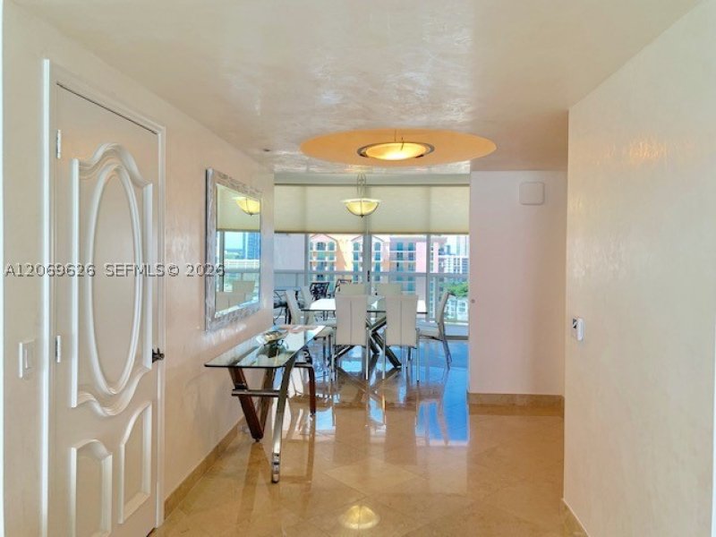 Condo for sale at The Pinnacle 1503