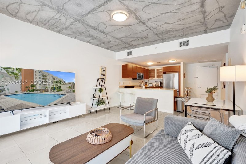Apartment for rent at Midtown Midblock 511