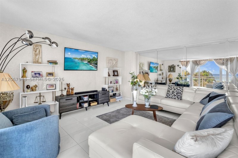 Property photo # 7
