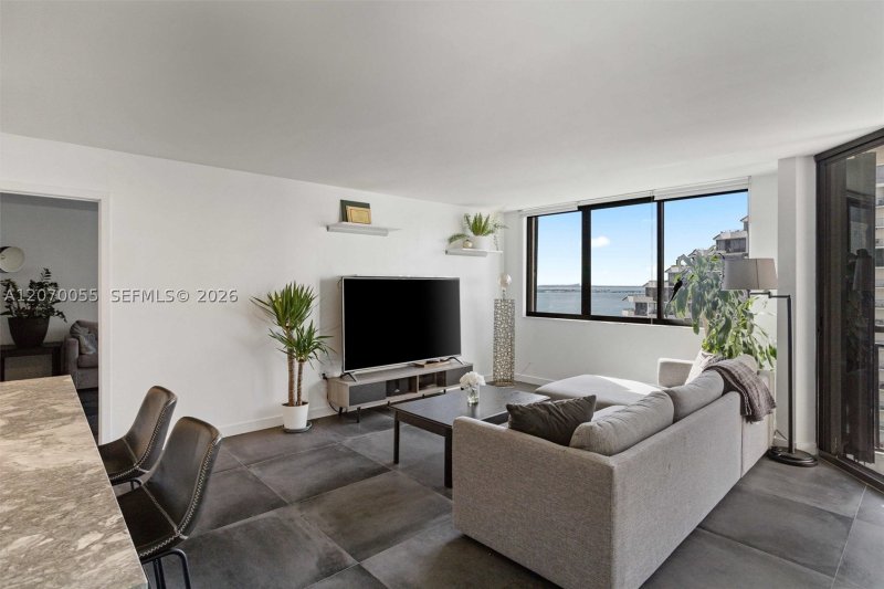 Aluguel de apartamento no Brickell Key Two 1519