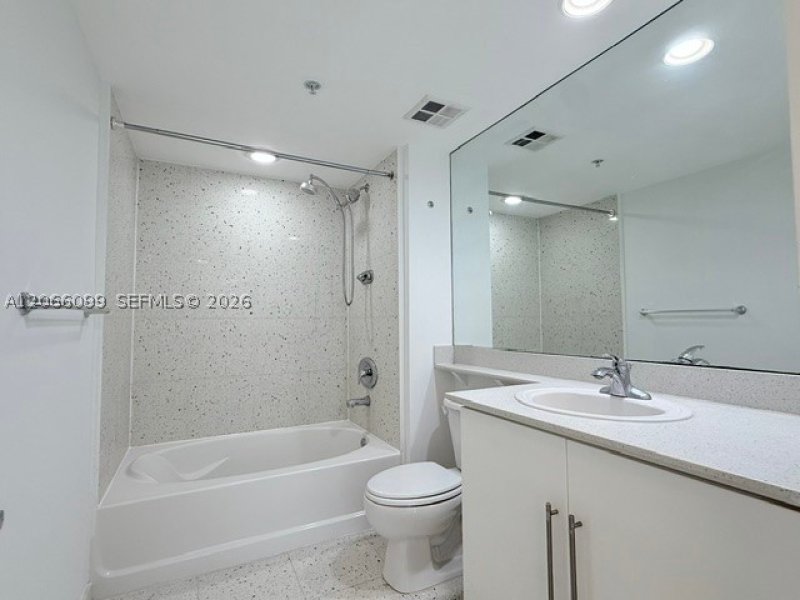 Alquiler de apartamento en One Miami West Tower 3408