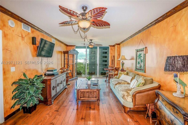 Property photo # 2