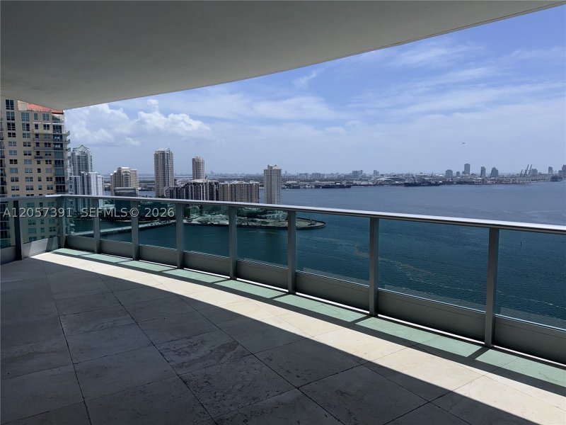 Alquiler de apartamento en Jade Brickell 2801