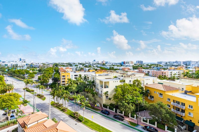 Comprar apartamento no Yacht Club at Portofino 1005