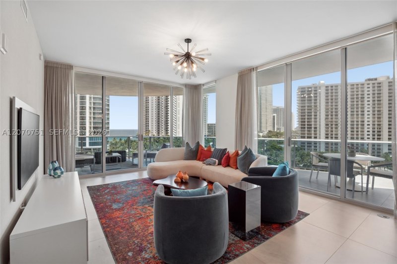Alquiler de apartamento en Aurora 701