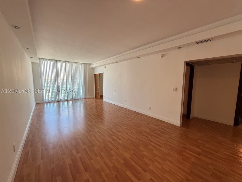 Comprar apartamento no Ocean View PH-11