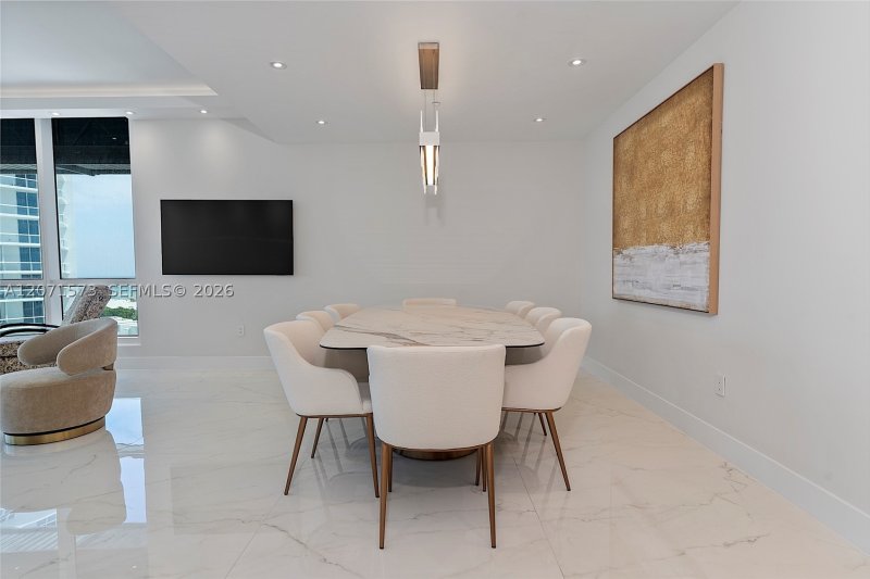 Alquiler de apartamento en Continuum I South 910