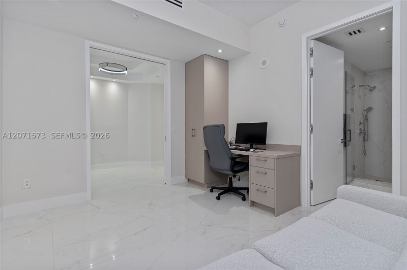 Alquiler de apartamento en Continuum I South 910