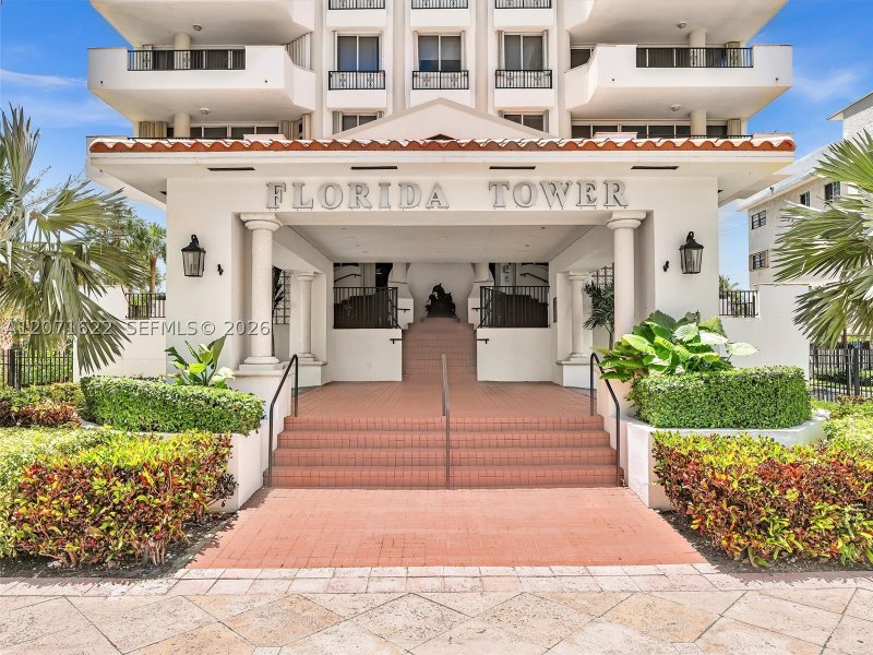 Comprar apartamento en Florida Tower 501