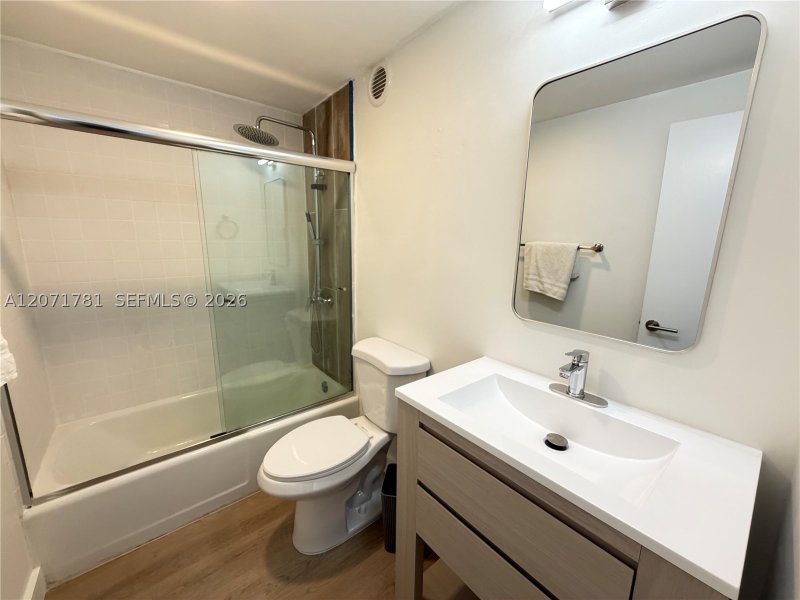 Property photo # 10