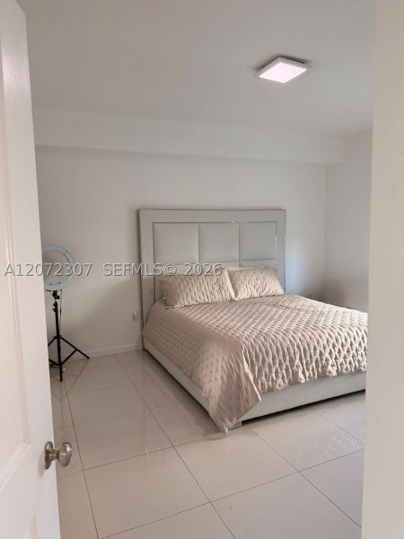 Condo for sale at 360 Condominium West 505