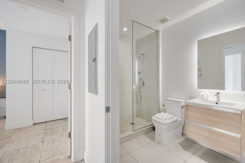 Condo for sale at Smart Brickell Residences 1801