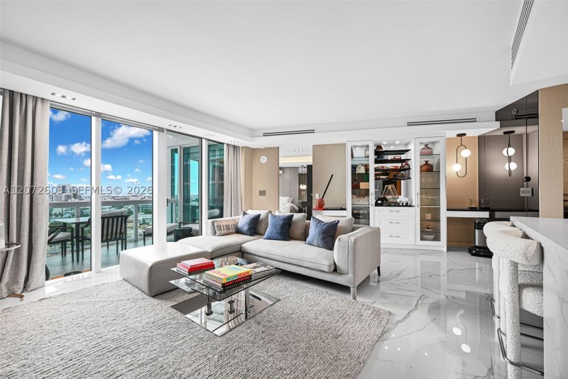 Alquiler de apartamento en Murano at Portofino 1706