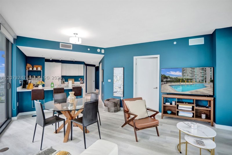 Property photo # 9