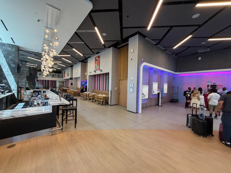 Comprar apartamento en YotelPad Miami Unit 1903