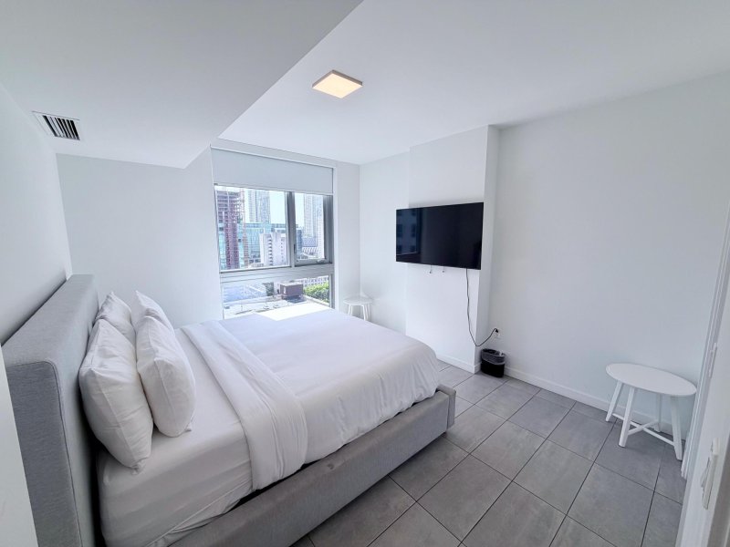 Comprar apartamento en YotelPad Miami Unit 1903
