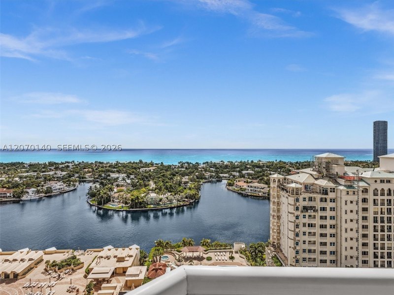 Comprar apartamento no The Landmark 2101