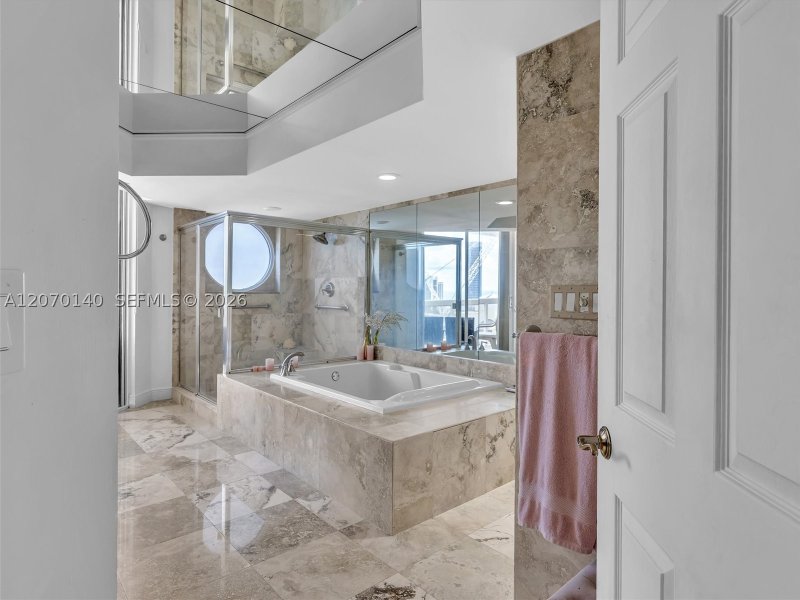 Comprar apartamento no The Landmark 2101