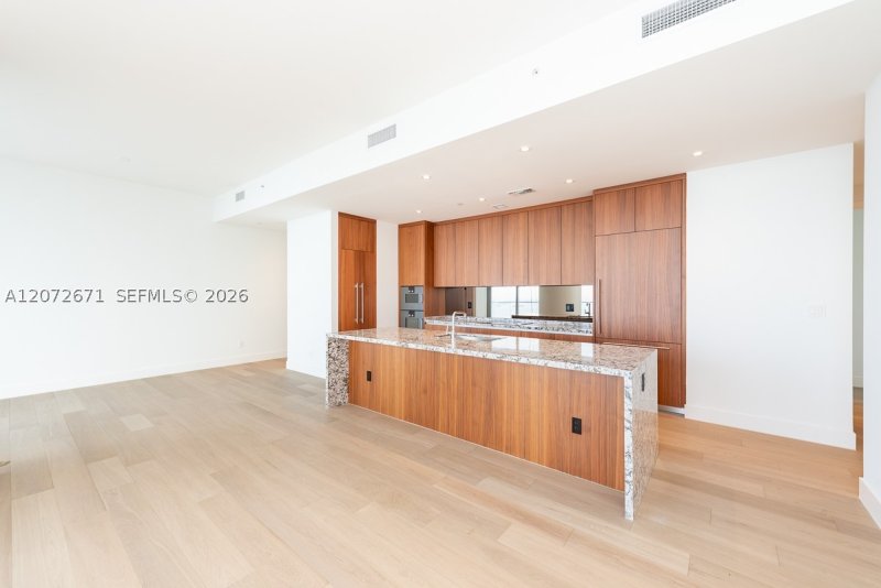 Aluguel de apartamento no Una Residences at Brickell 3504