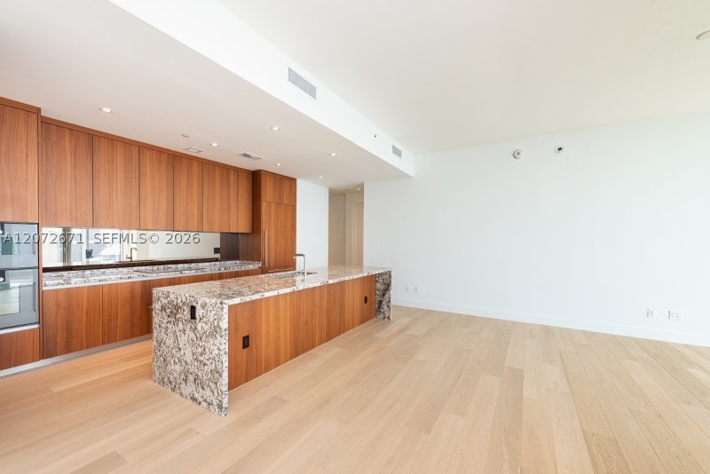 Aluguel de apartamento no Una Residences at Brickell 3504