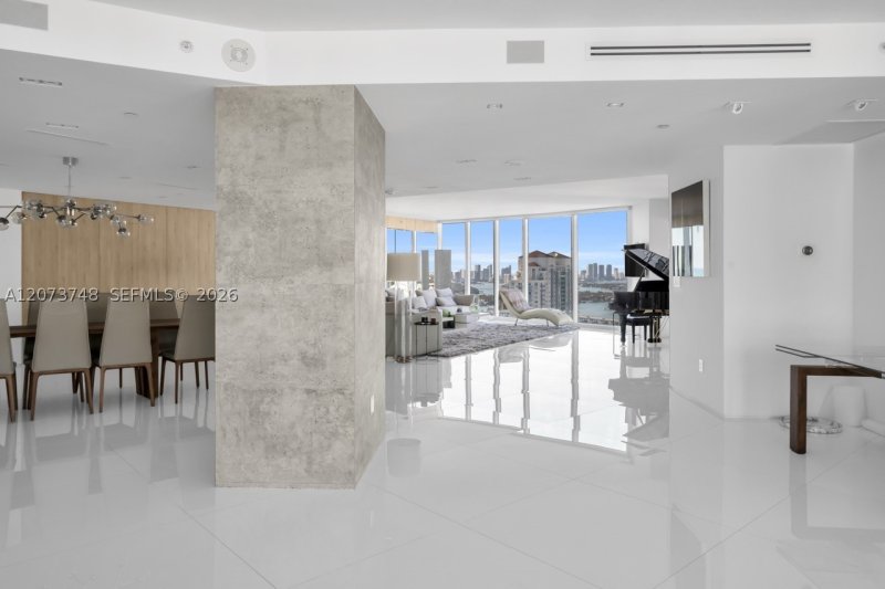 Aluguel de apartamento no Portofino Tower 3105