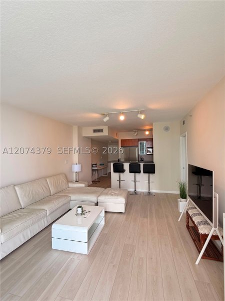 Alquiler de apartamento en One Miami West Tower 2003