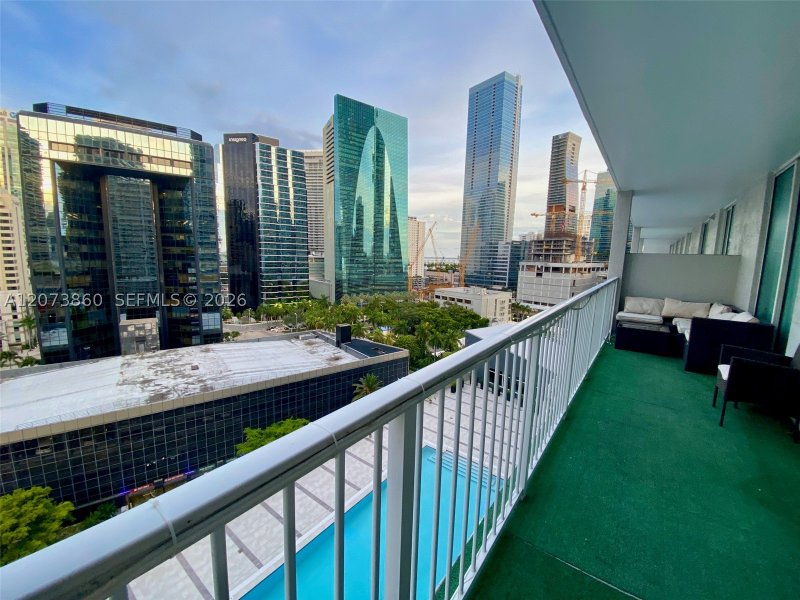 Comprar apartamento no Vue at Brickell 1312