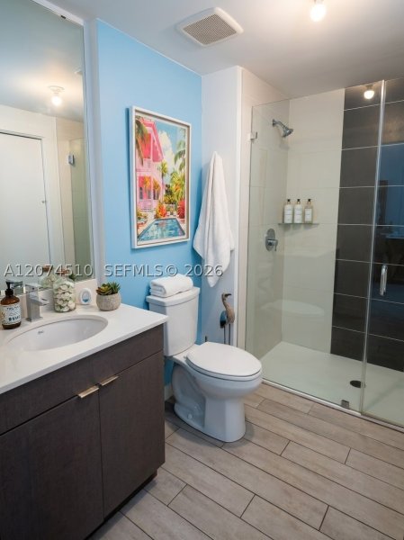 Apartment for rent at 26 Edgewater 716