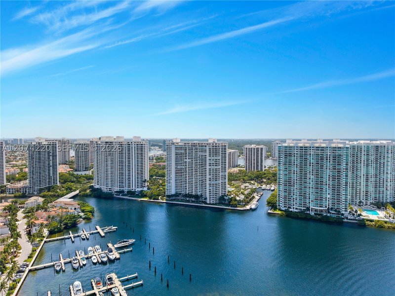 Condo for sale at 7000 Williams Island 609
