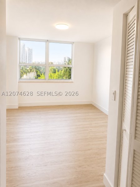 Aluguel de apartamento no Turnberry On The Green 408