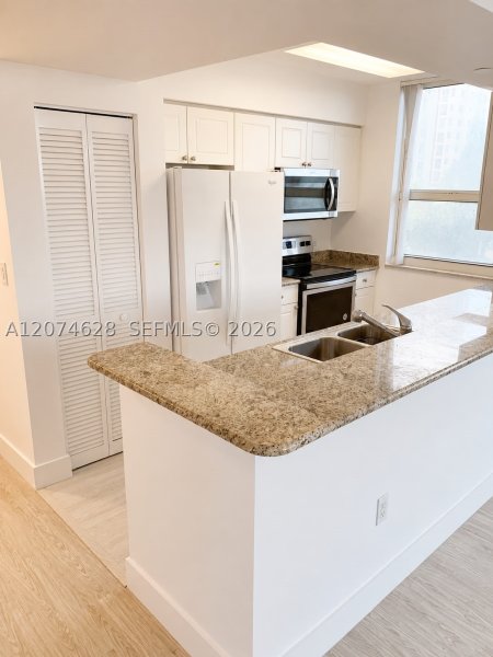 Aluguel de apartamento no Turnberry On The Green 408
