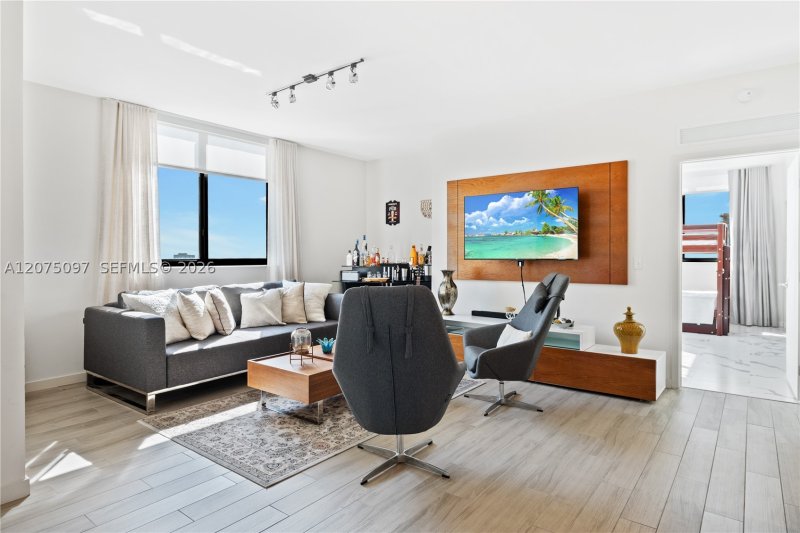 Property photo # 3
