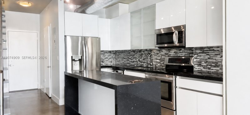 Property photo # 8