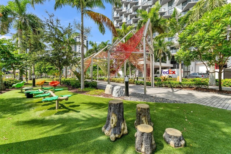 Condo for sale at 5300 Paseo 1807