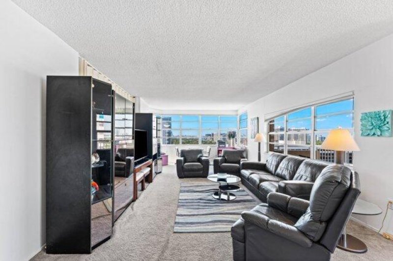 Comprar apartamento en The Hemispheres 18Q