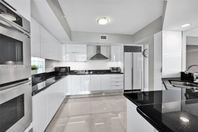Property photo # 11