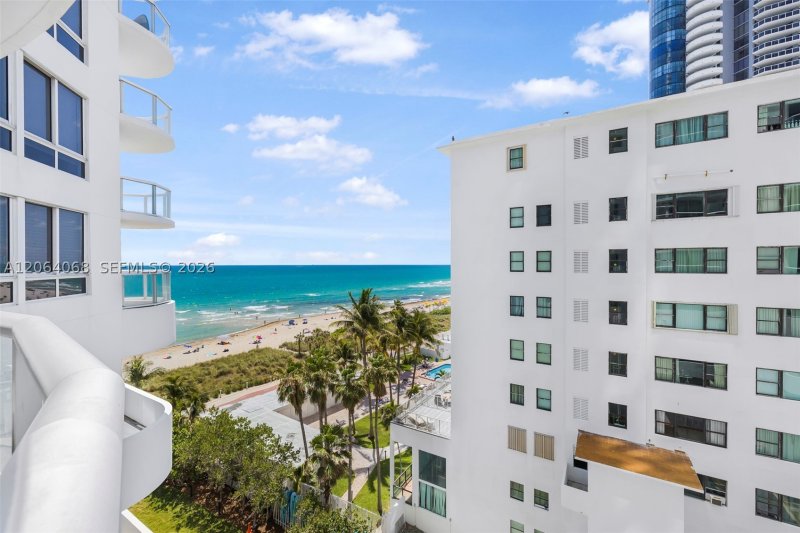 Comprar apartamento no Akoya 805