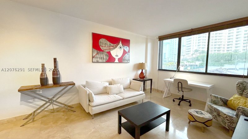 Alquiler de apartamento en Brickell Key Two 512
