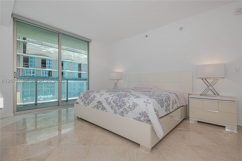 Apartment for rent at 500 Brickell West Tower 1507