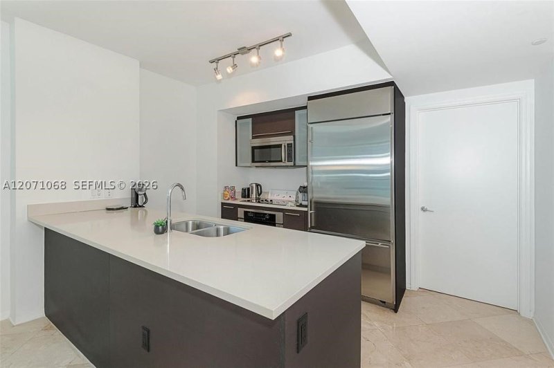 Apartment for rent at 500 Brickell West Tower 1507