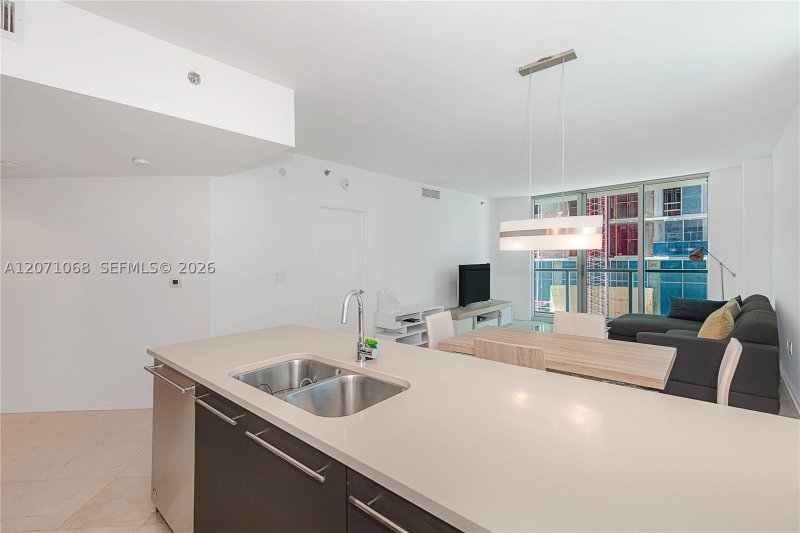 Apartment for rent at 500 Brickell West Tower 1507