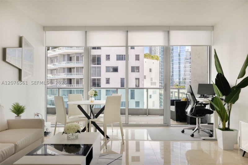 Jade Brickell Apt #904