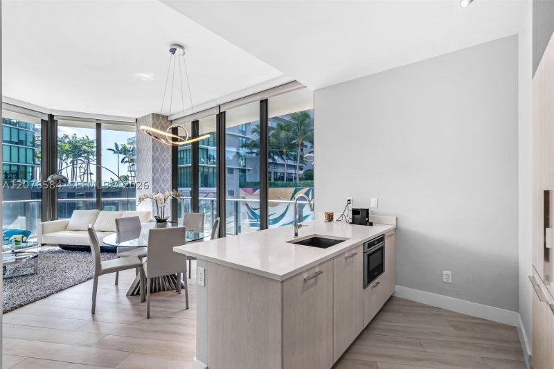 Comprar apartamento no Paraiso Bayviews 306