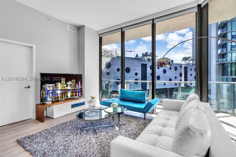 Comprar apartamento no Paraiso Bayviews 306